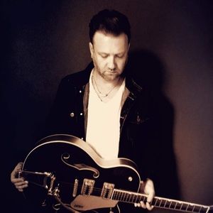 Meet your Posher, Adam